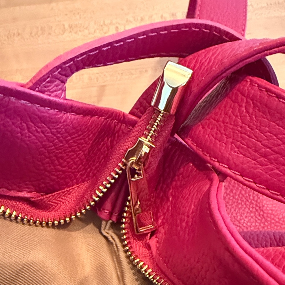 Chic Pink Shoulder/ Backpack Bag - image 5